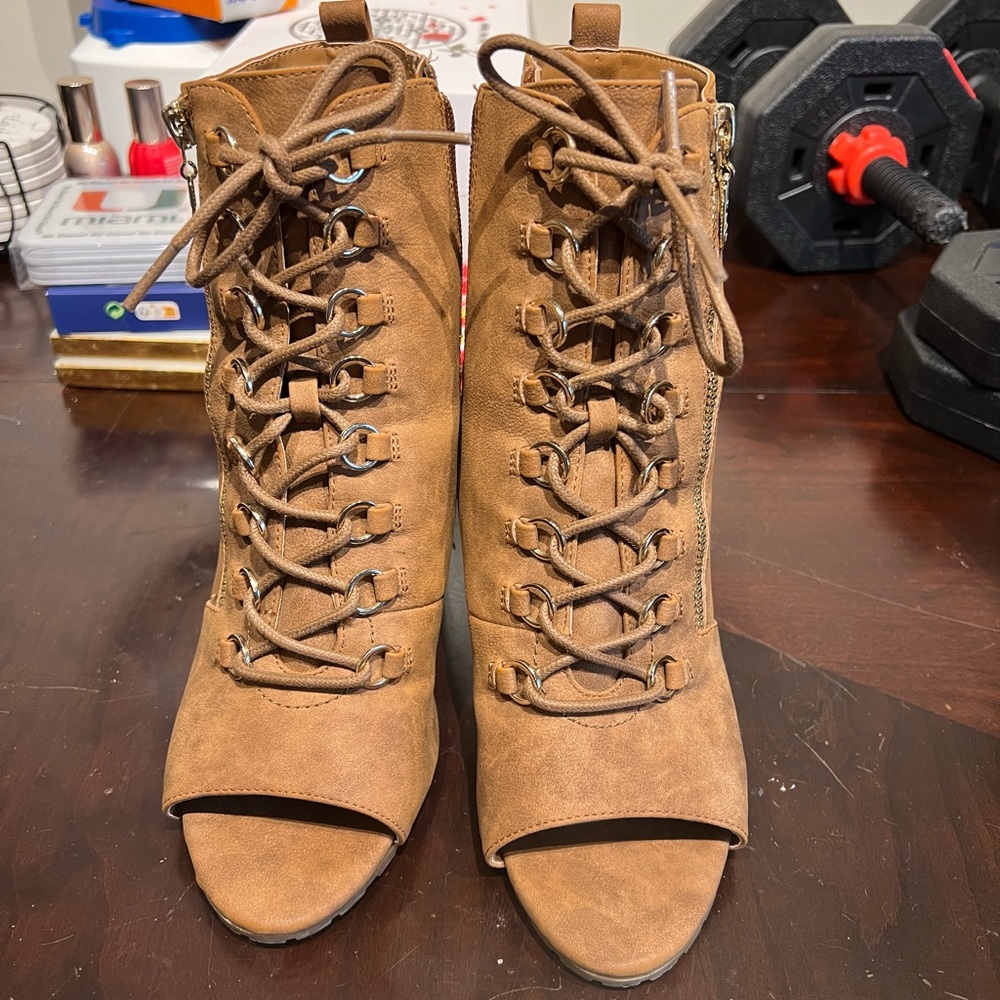 Guess Open Toe Booties / W10/ Brown - image 1